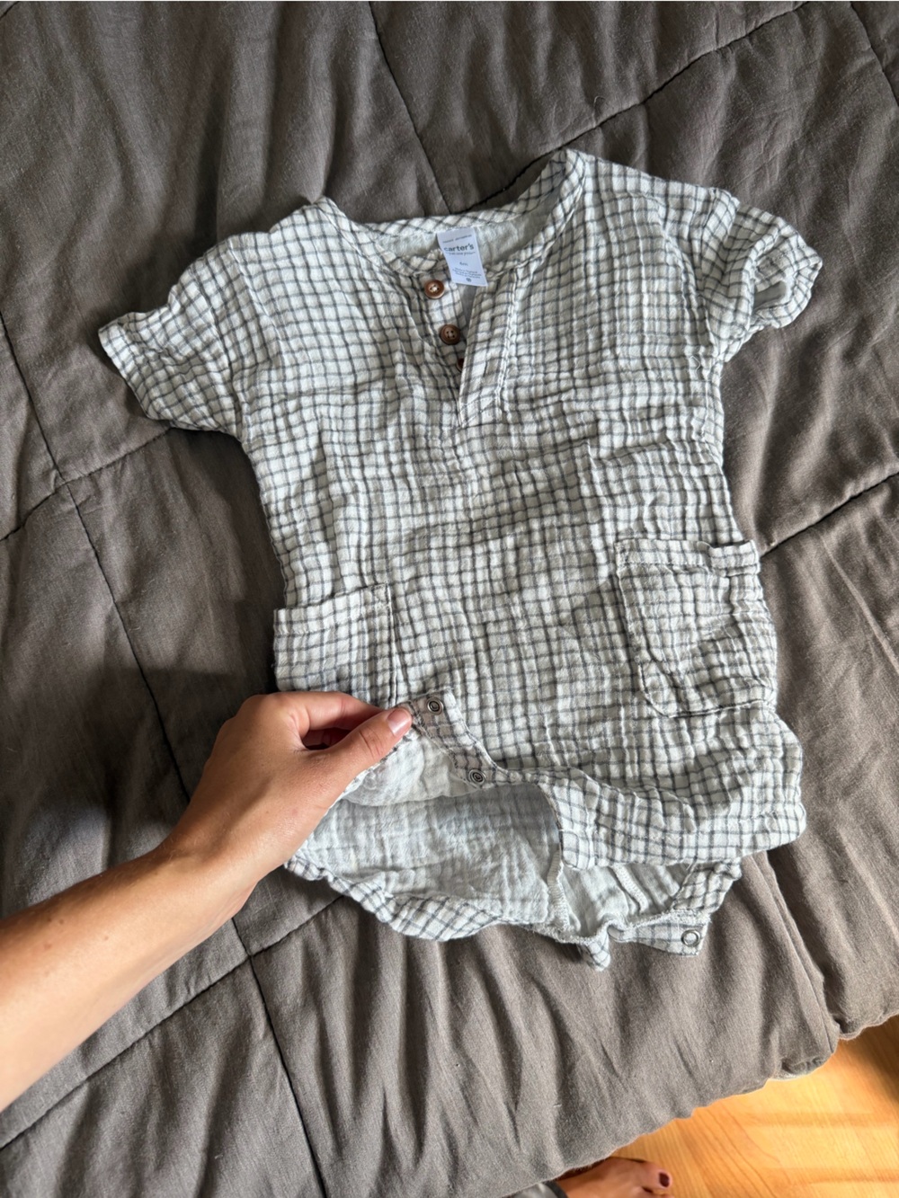 CARTERS ROMPER - Picture 6 of 9